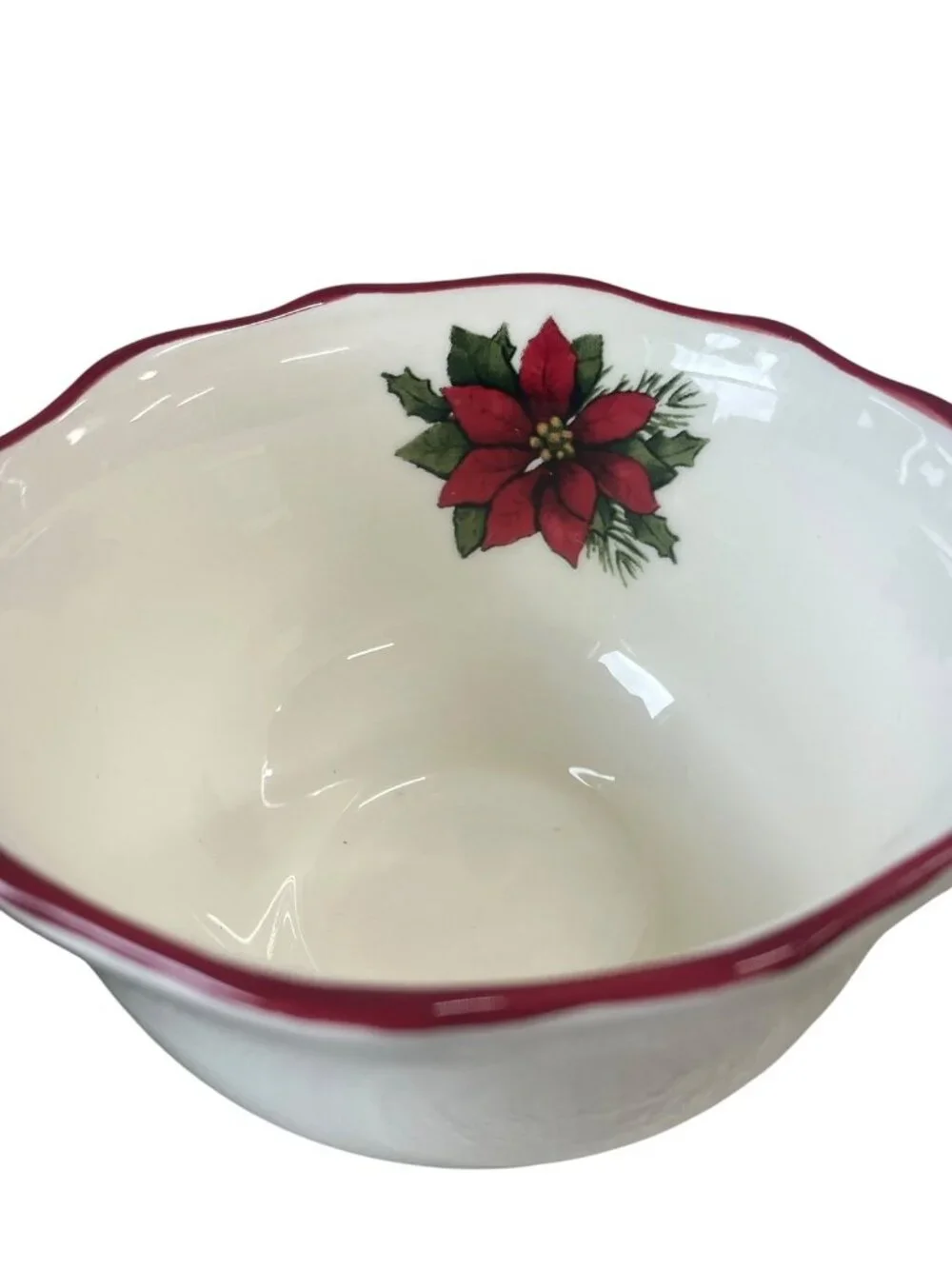 Set of 2 Poinsettia Christmas Holiday Bowls Scalloped Rim Dishwasher Microwave